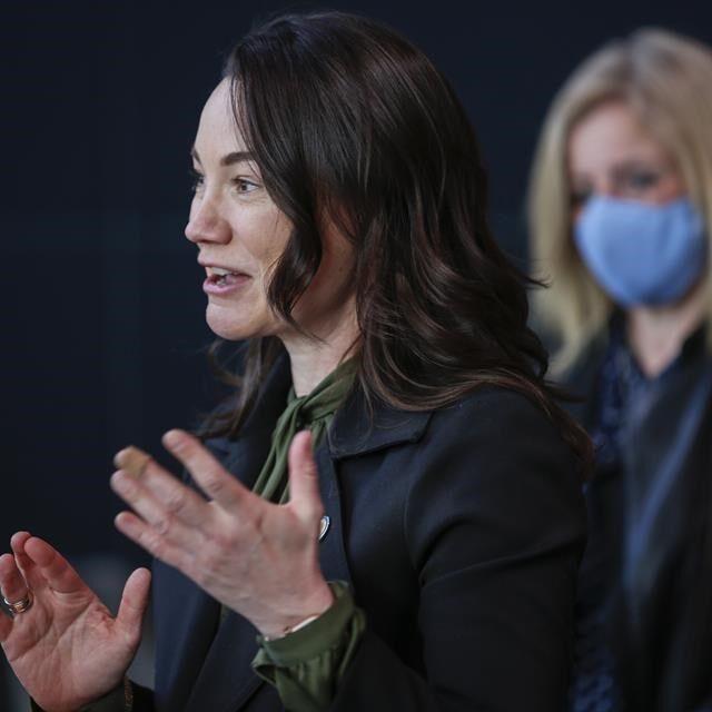 Senior Alberta NDP legislature member Shannon Phillips to resign seat